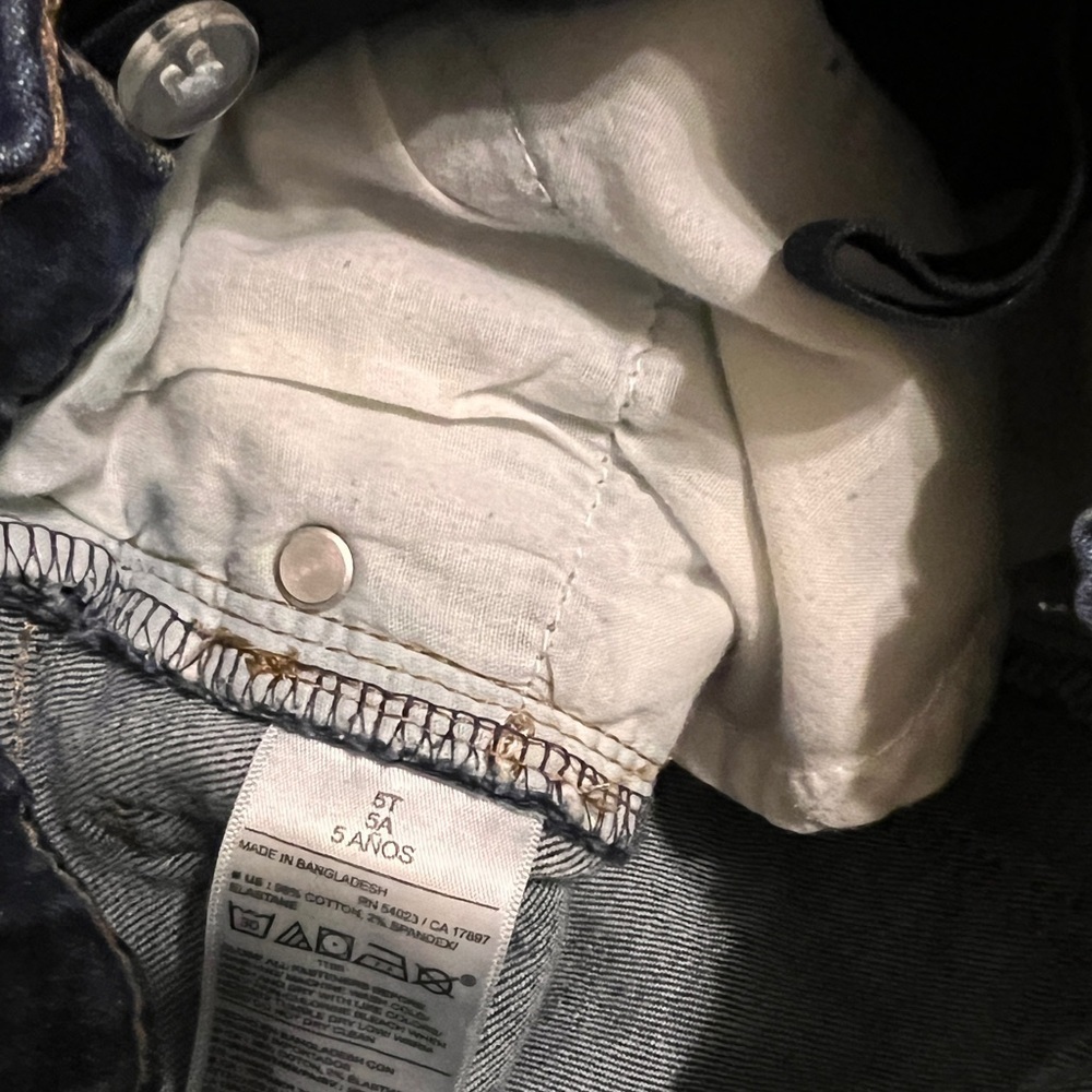 Old Navy Dark Blue Jeans | Boys 5T - Picture 4 of 4